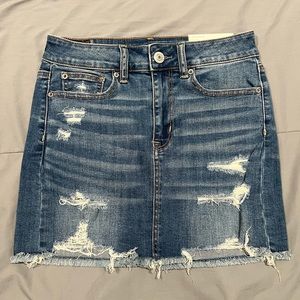 AEO HI-RISE MINI SKIRT • SUPER STRETCH • JEAN DENIM • SIZE 4
